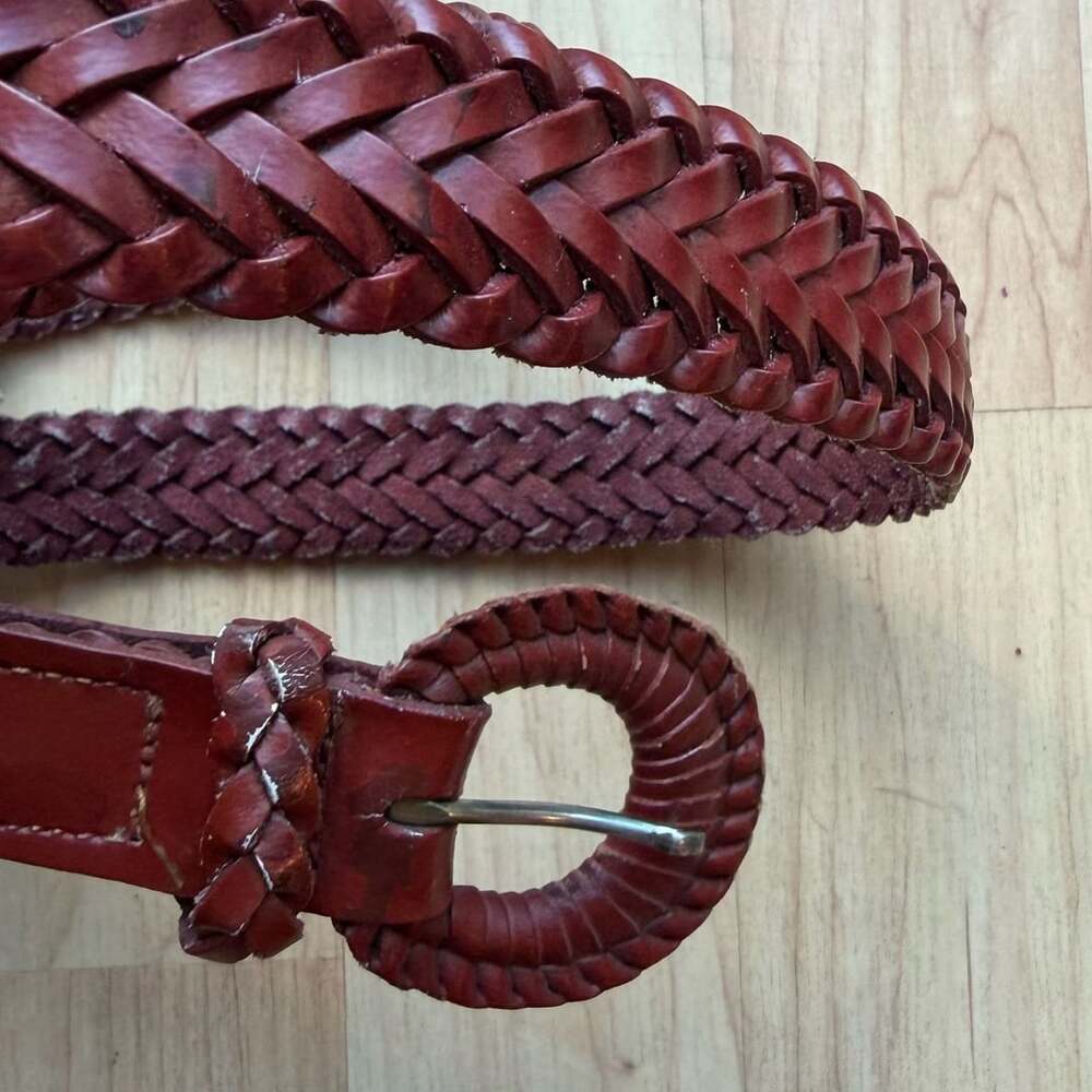 Vintage Red Brown Braided Woven Leather Belt with Round Buckle S/M
